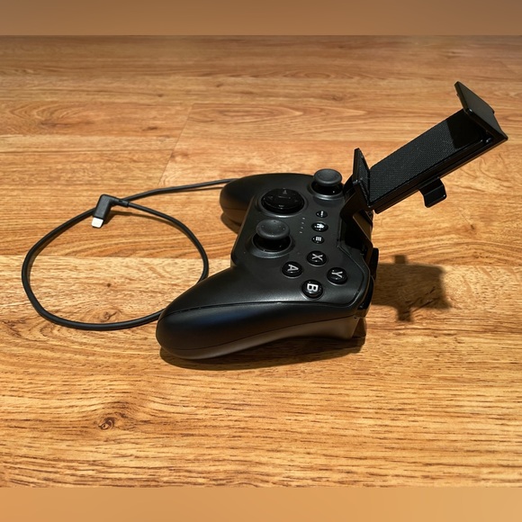 Rotor Riot (RR1852) Controller for Apple iOS7 or later devices - Black - Picture 7 of 10